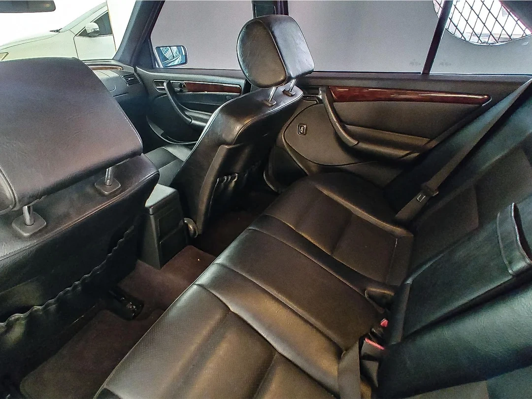 Mercedes-Benz C240 W202 V6 r. 2000 106 000 KM
