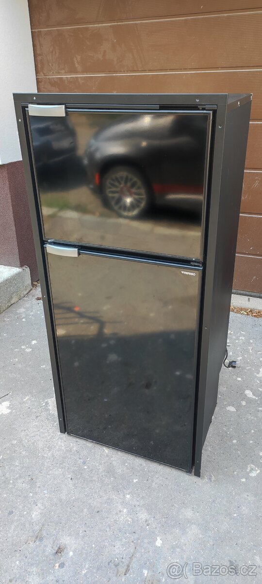 Prodám autoledničku