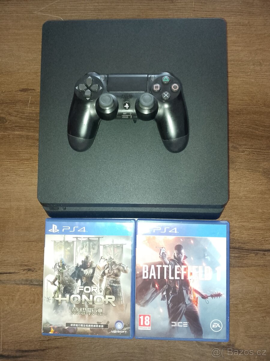 PlayStation 4 slim 500GB + ovladač a hry