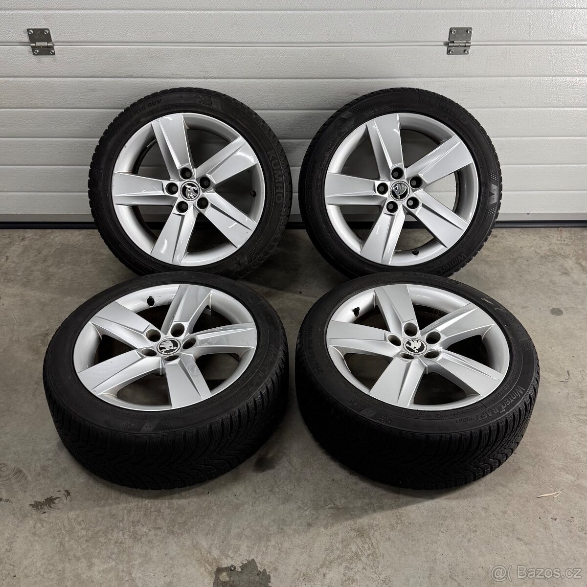 Zimní sada Škoda Fabia III 215/45 R16, 5x100