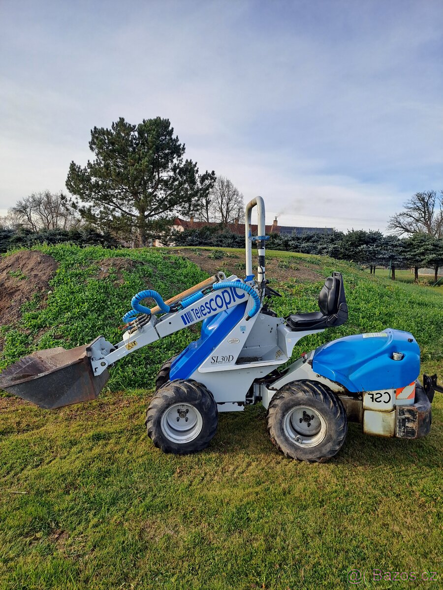 Multione SL 30 D nakladač kolový , 4x4, teleskop (avant)