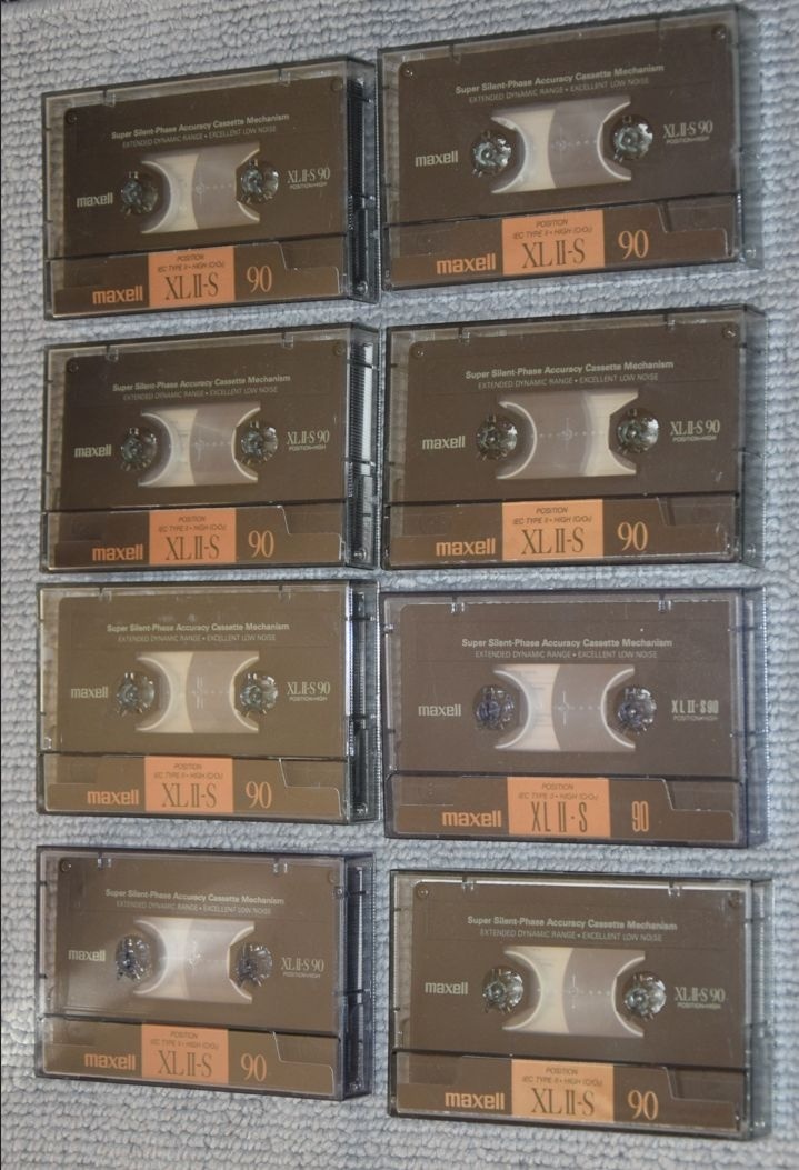 MAXELL XL II - S 90min, typ II CrO2, celkem 8ks