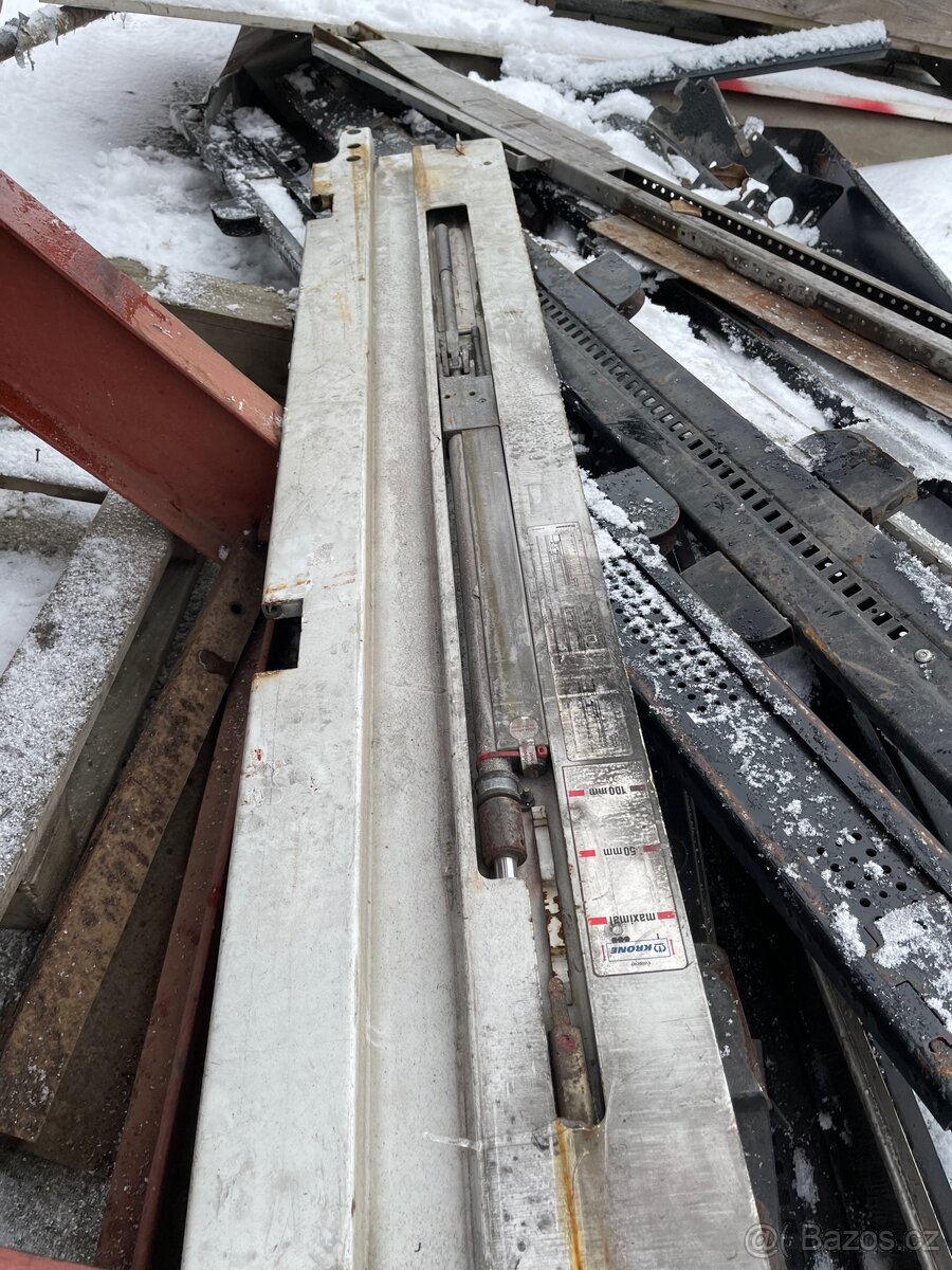 Sloupek Krone zadni