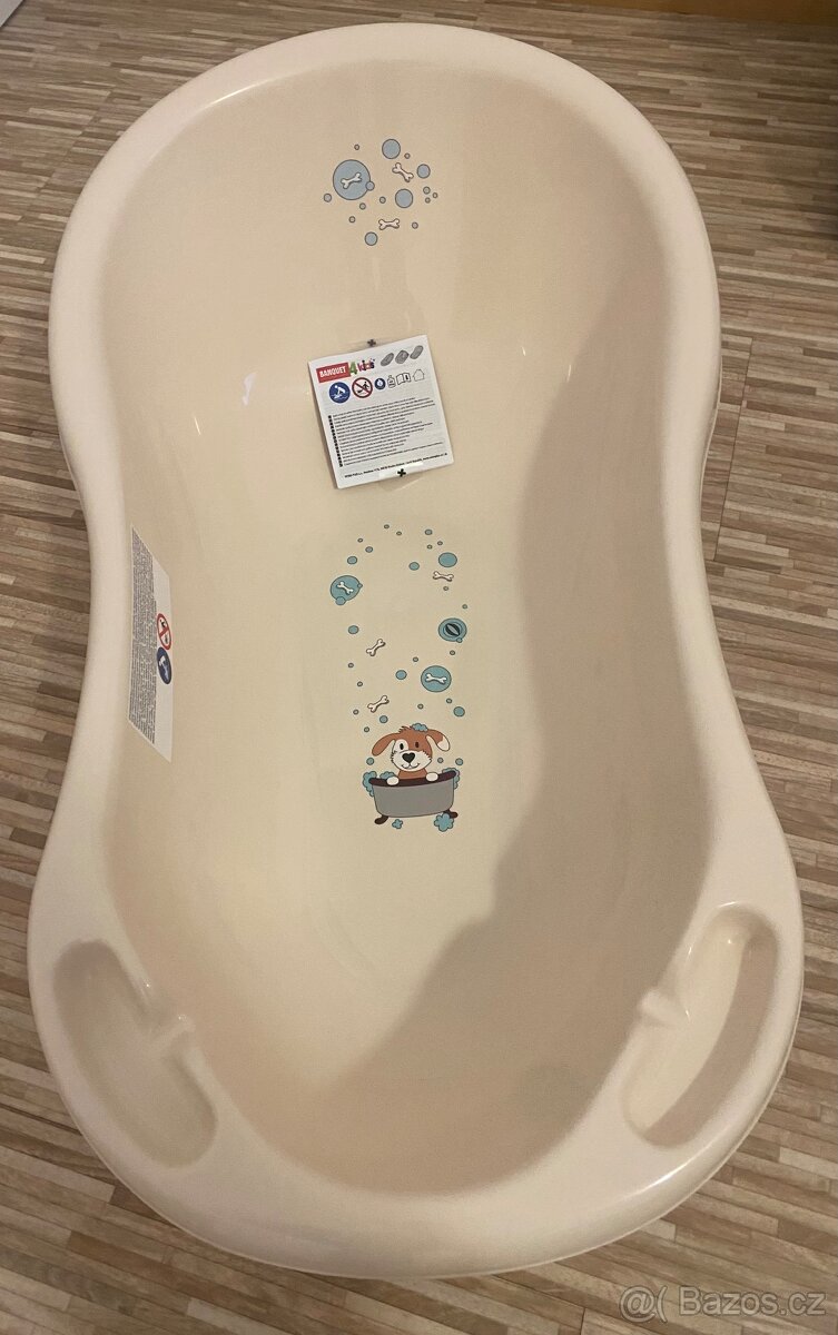 Vanička na koupani miminka