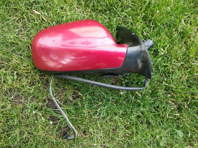 Pravé zrcátko Peugeot 307