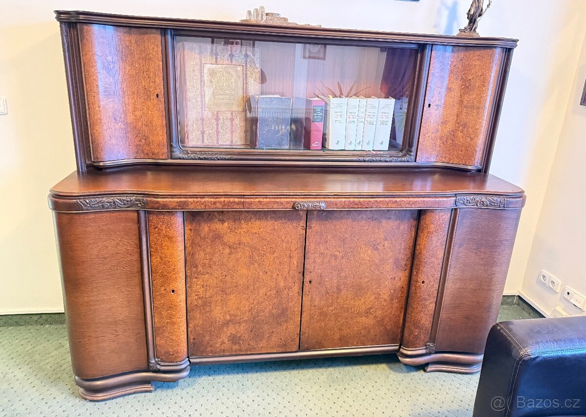 Stylová retro komoda