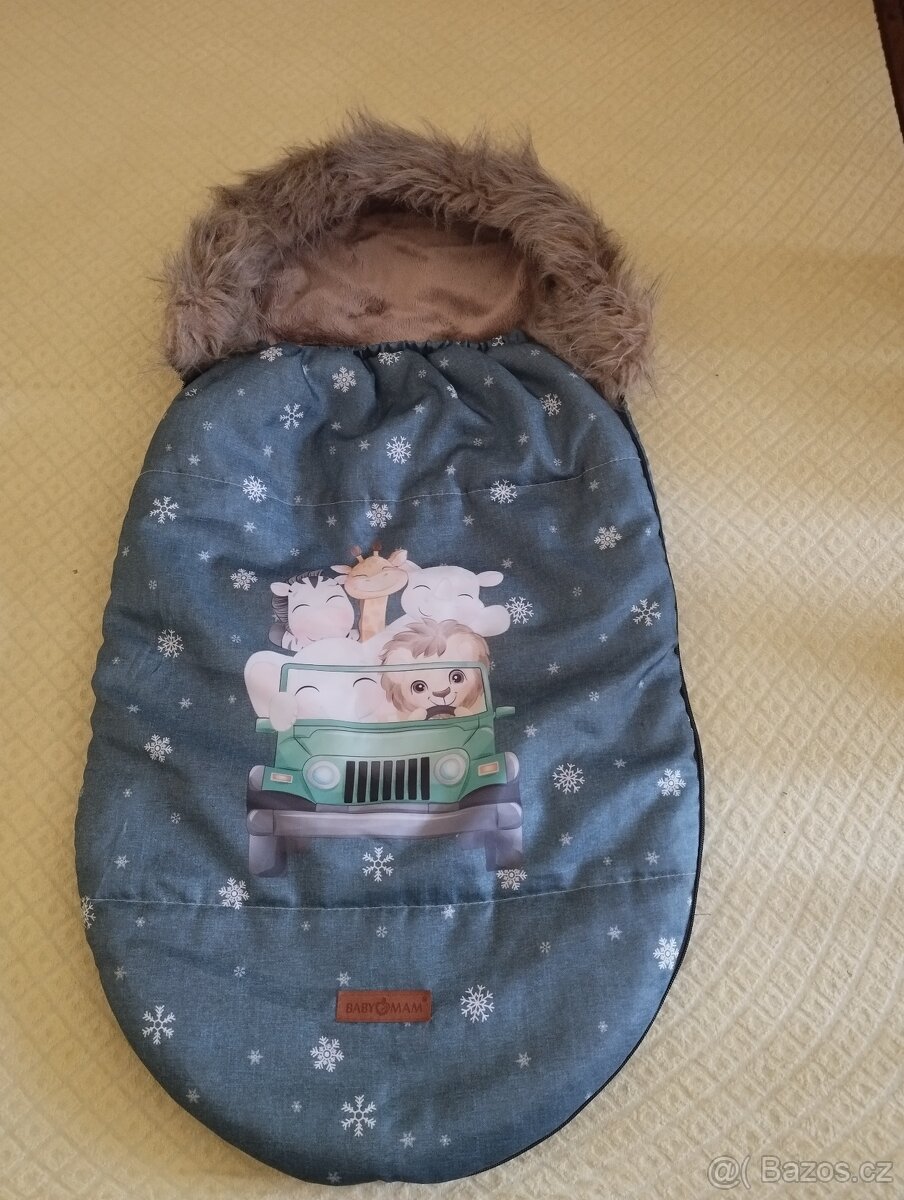 SPACÍ PYTEL DO KOČÁRKU