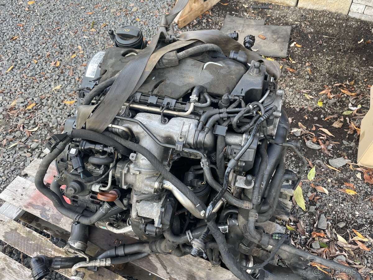 Škoda Superb 2 2,0 TDI motor