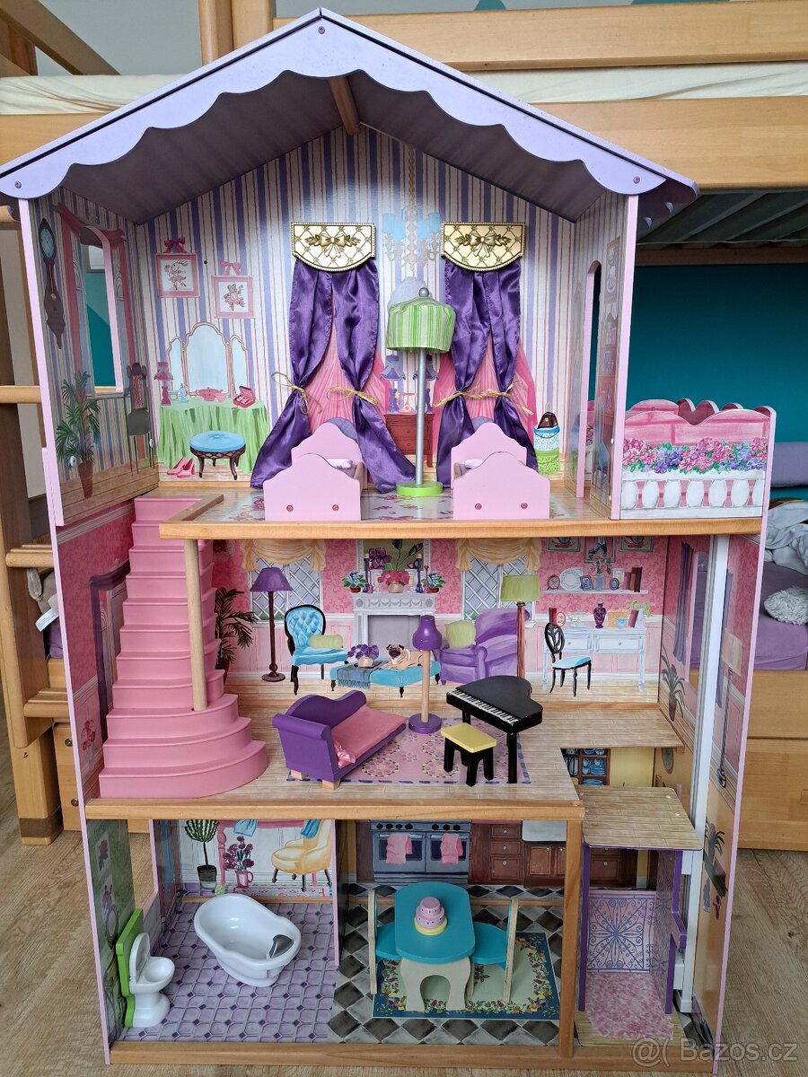 Domeček pro panenky