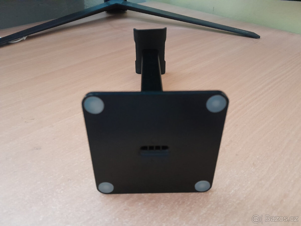 STOJAN NA SLUCHÁTKA IHNED K PRODEJI