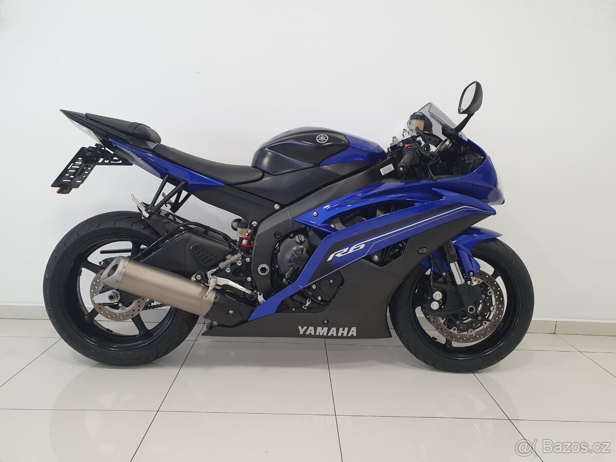 Yamaha R6