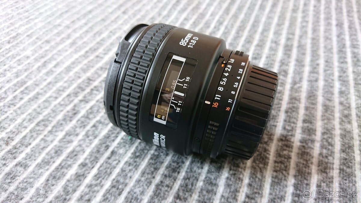 NIKON 85mm f/1,8 AF-D