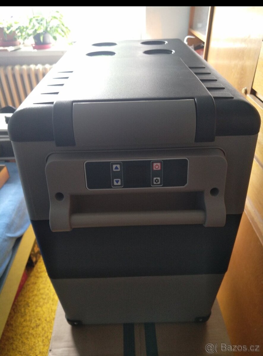 VEVOR 55L NOVÁ kompresorová autolednice 20℃ až -20℃