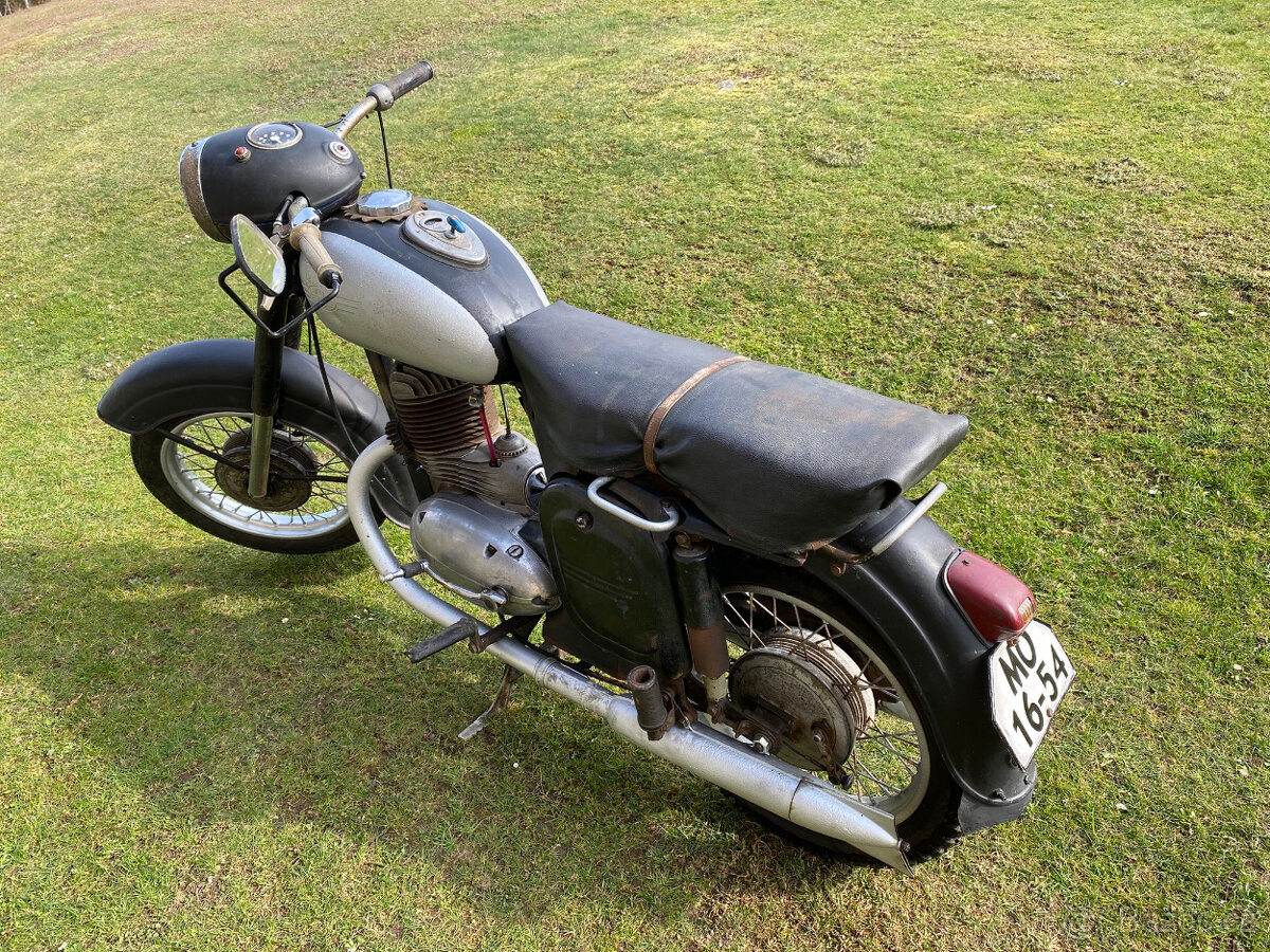 JAWA 250, 353, kývačka, kejvačka