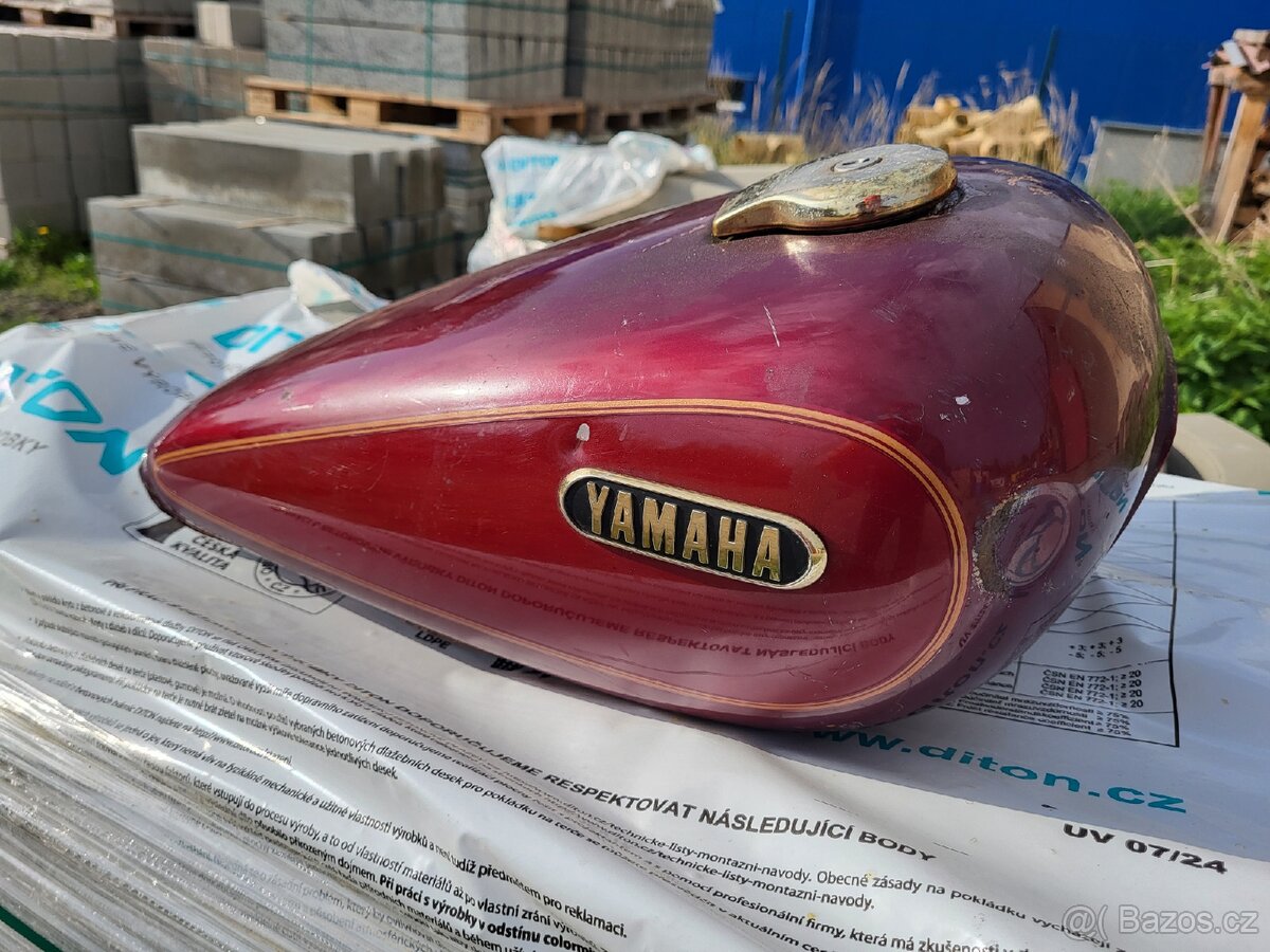 Nádrž Yamaha XV 1100, 920