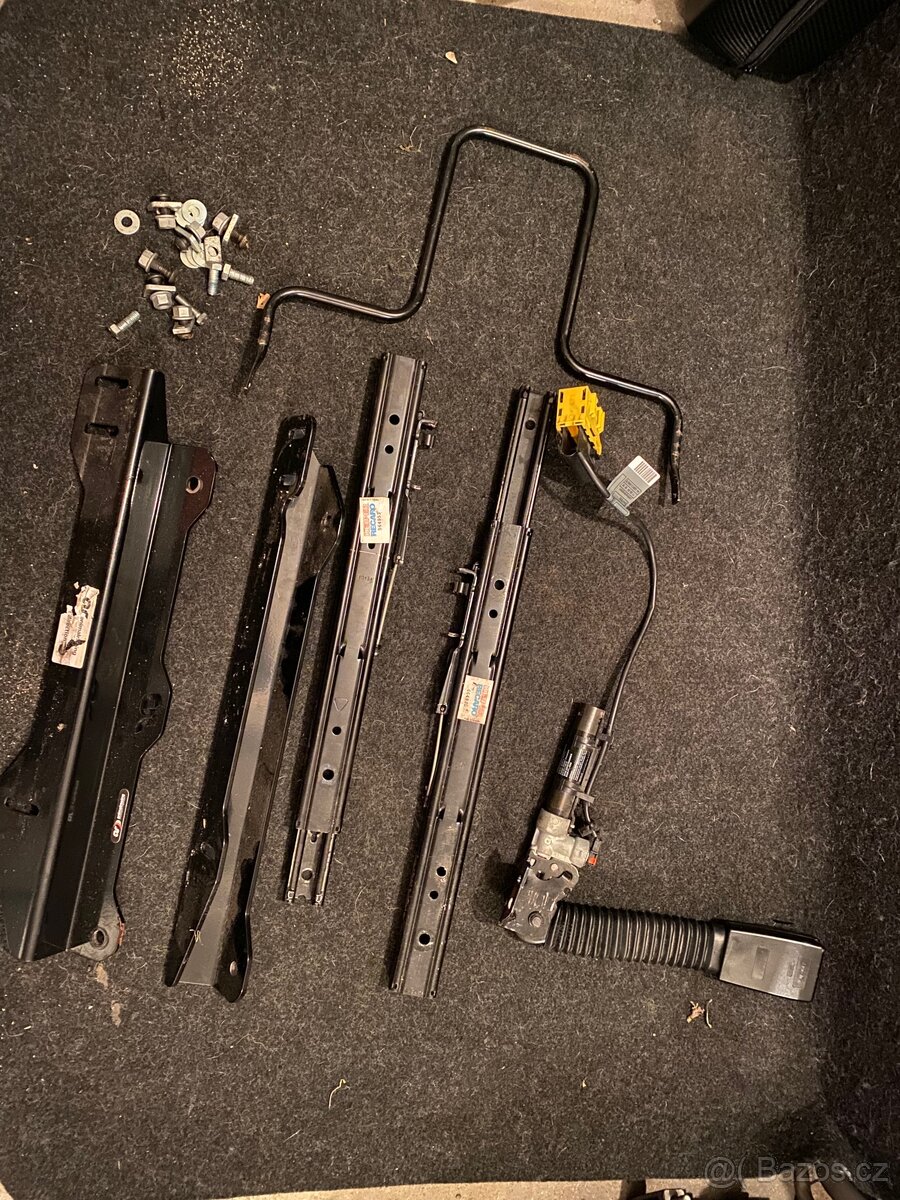 Konzole pro sedačku RECARO - řidič (BMW E36 E46 Z4)