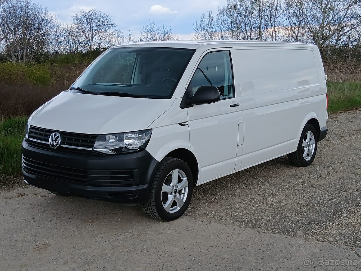 Volkswagen Transporter T6 2.0 TDi Long