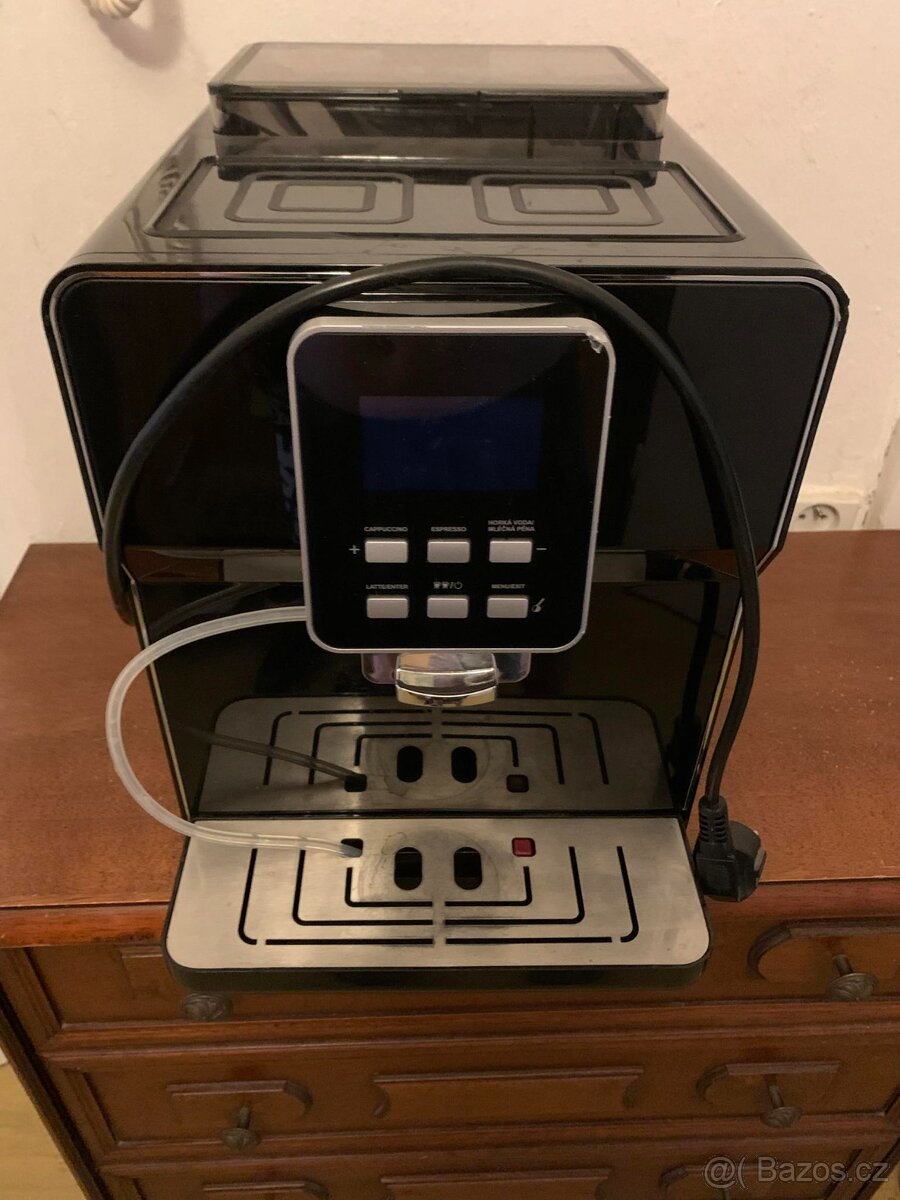 Kavovar Bravo Rooma A6