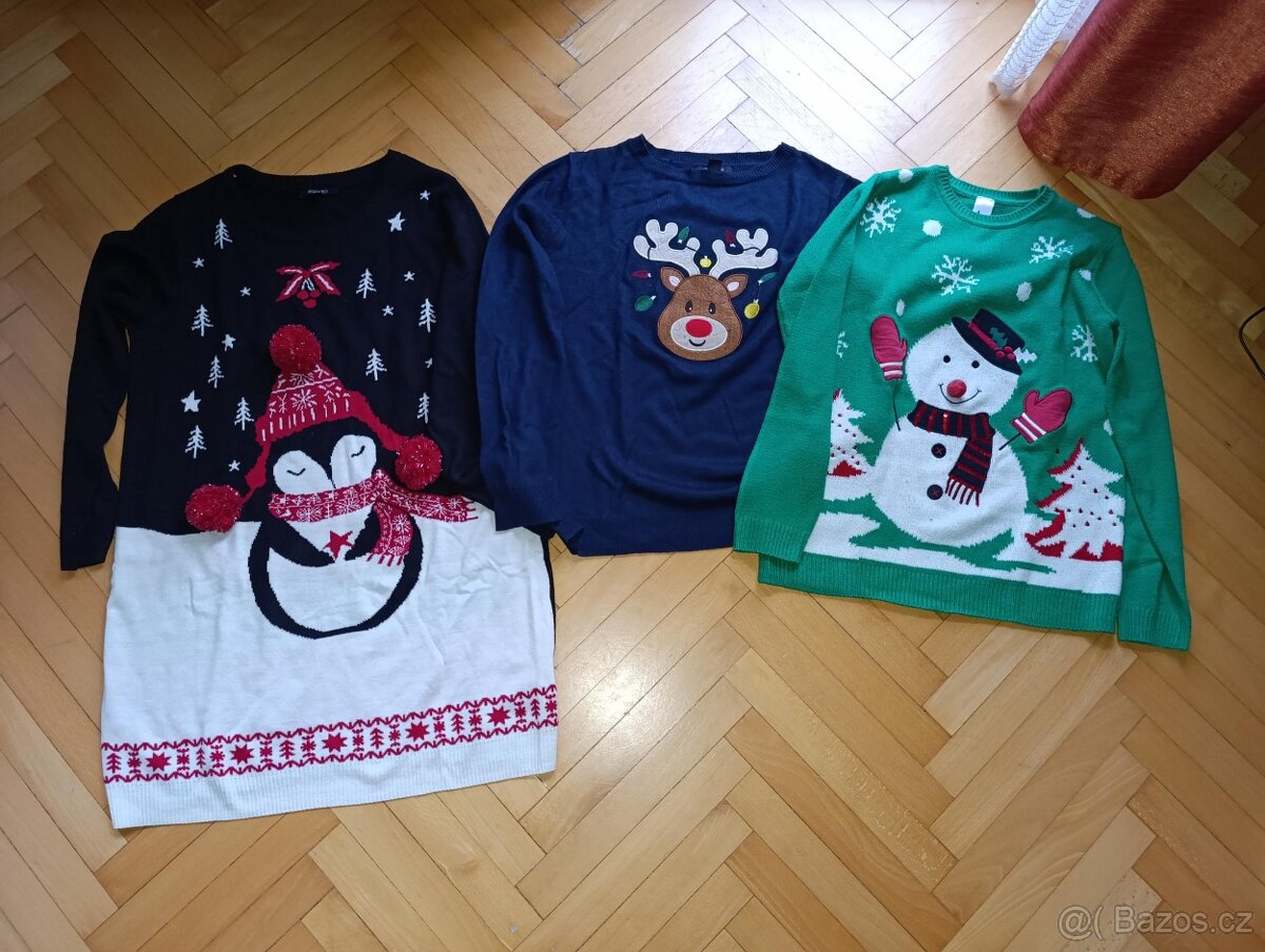 Vánoční svetry a šaty