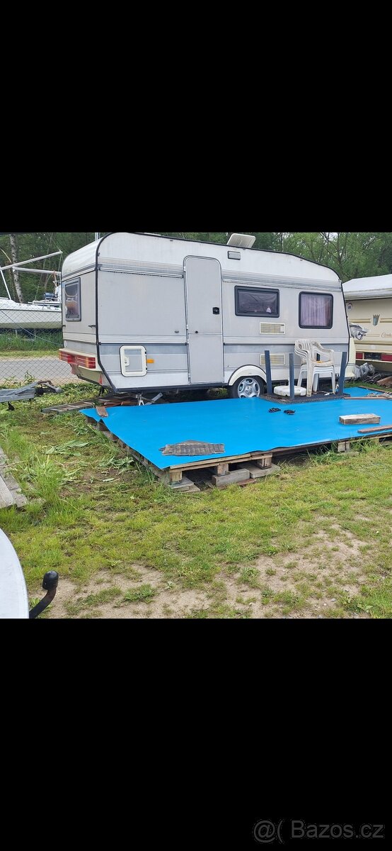 Karavan Hobby 420