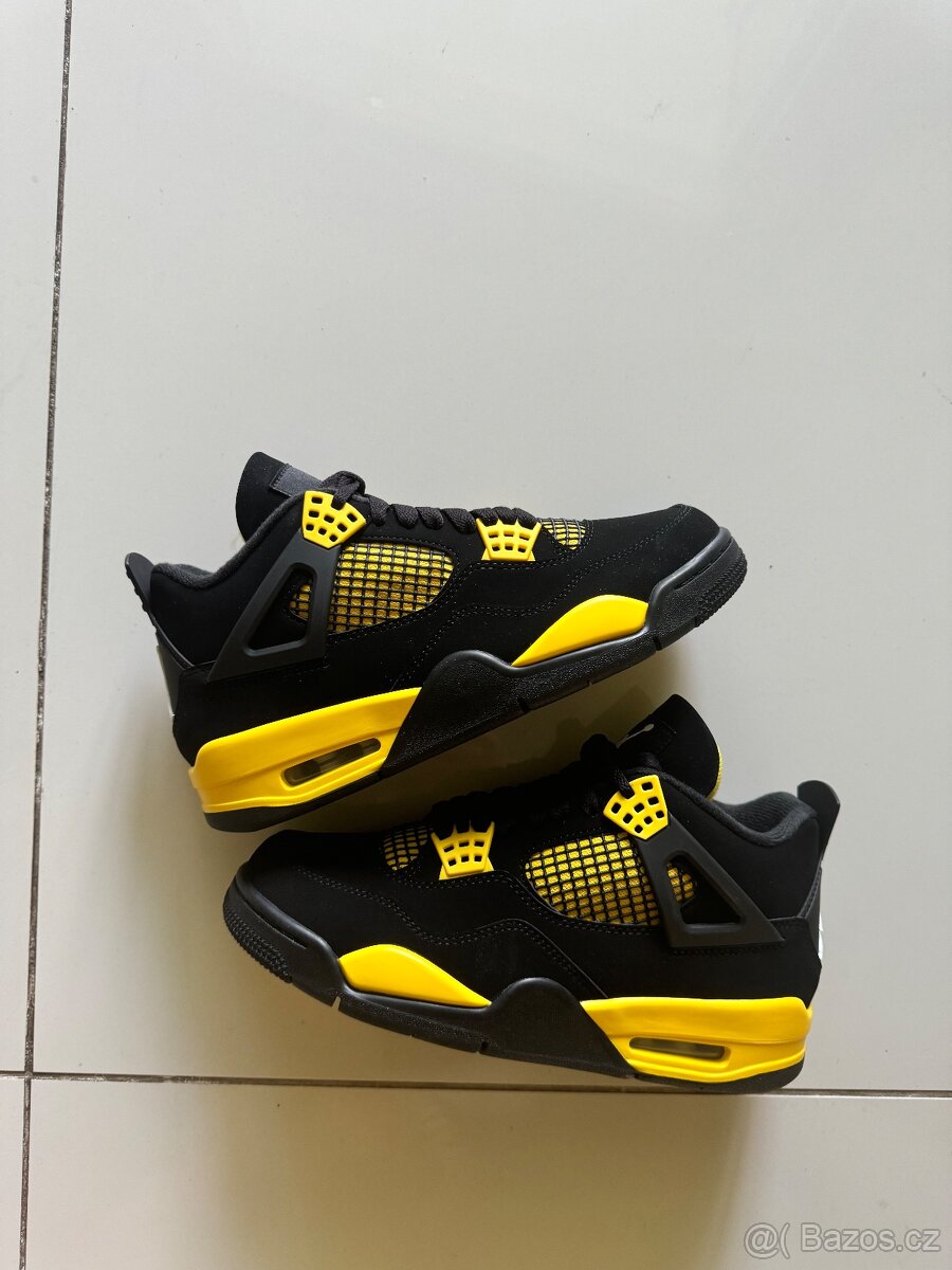 Jordan 4 Yellow Thunder