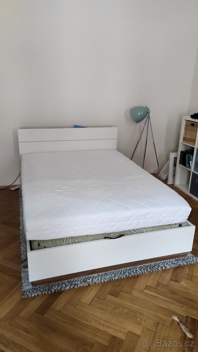 Oboustranná pěnová matrace