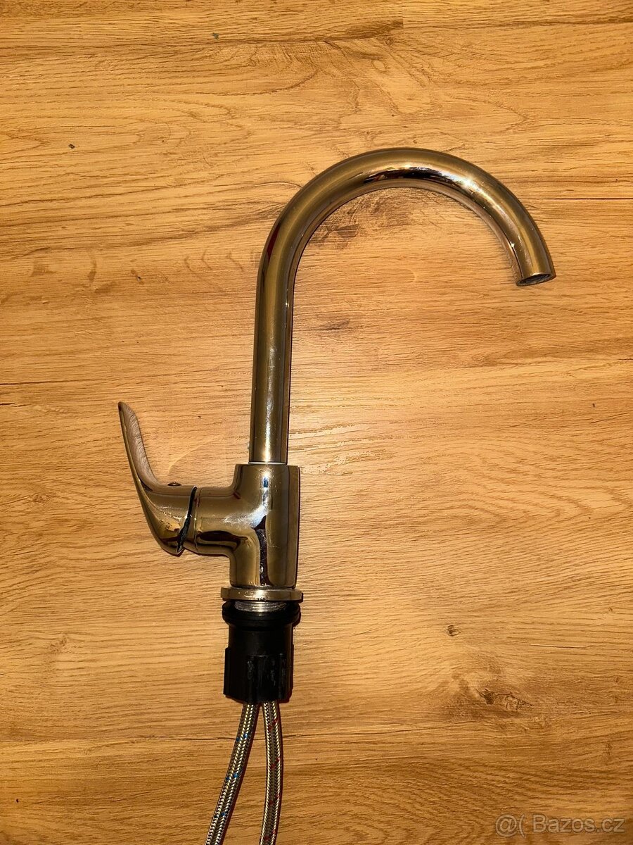 Kuchyňská vodovodní baterie