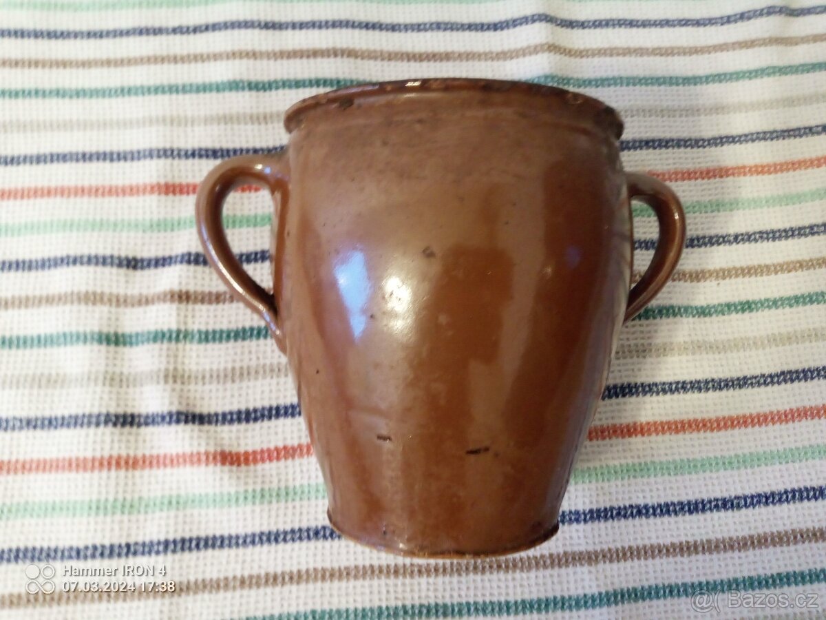 Keramická nádoba na sádlo , povidla atd.