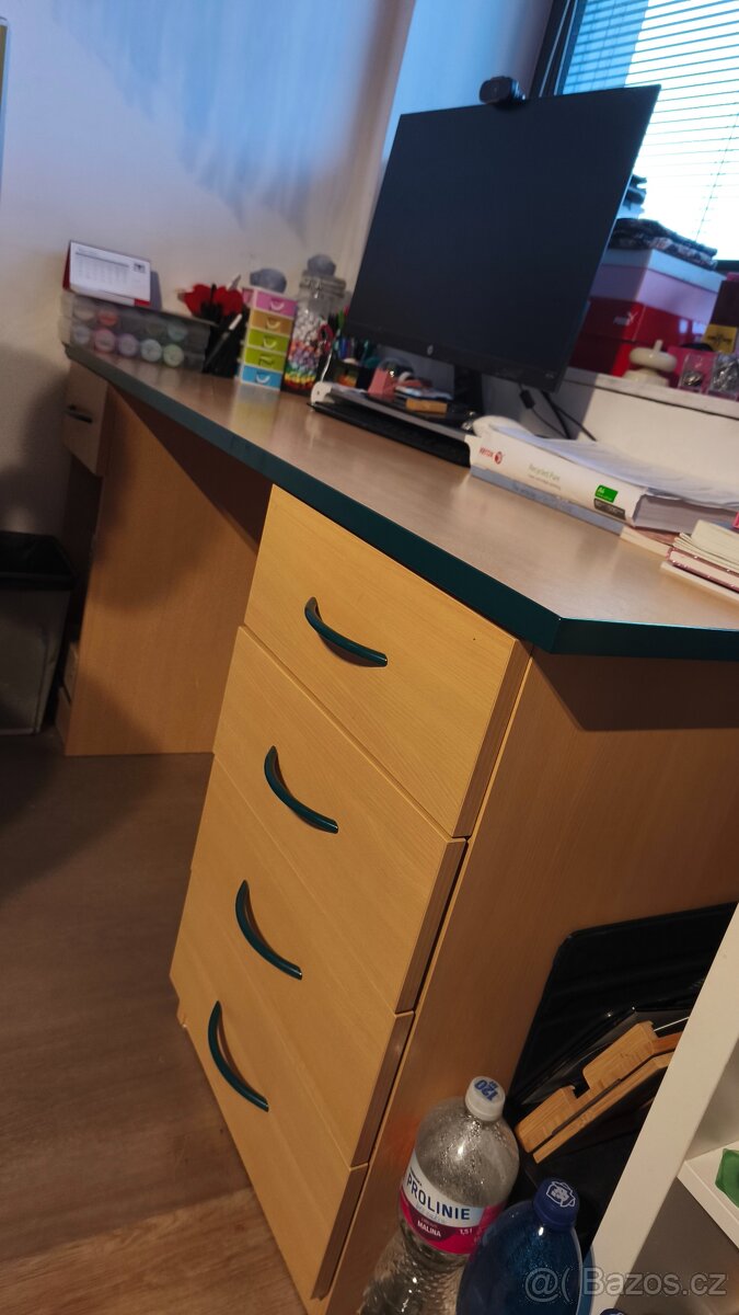 Psací stůl 150x55x75