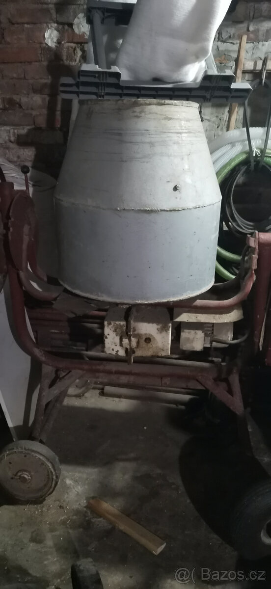 Stavební míchačka 380 V