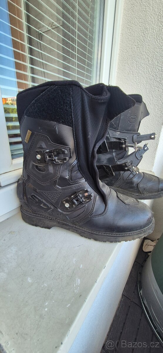 Prodám boty SIDI Adventure Gore-Tex 2 Mid černé