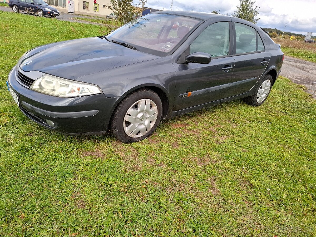 Renault Laguna 1.8i Klima Model 2003../// Na opravu///