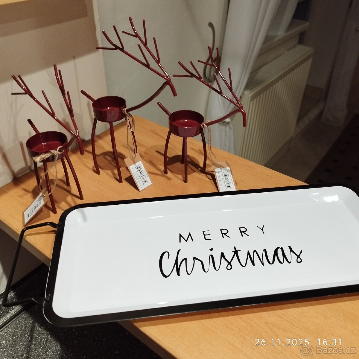 Kovový svícen na čajovou svíčku Jelínek a vánoční podnos