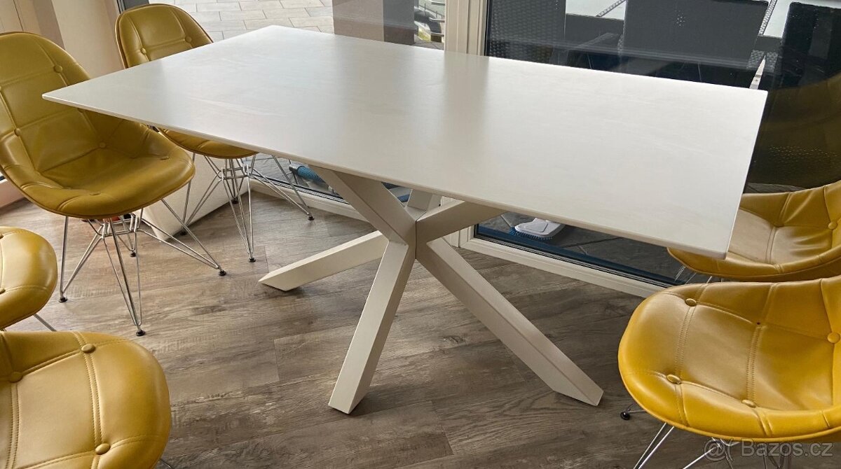 Jídelní stůl, bílý 160x90cm