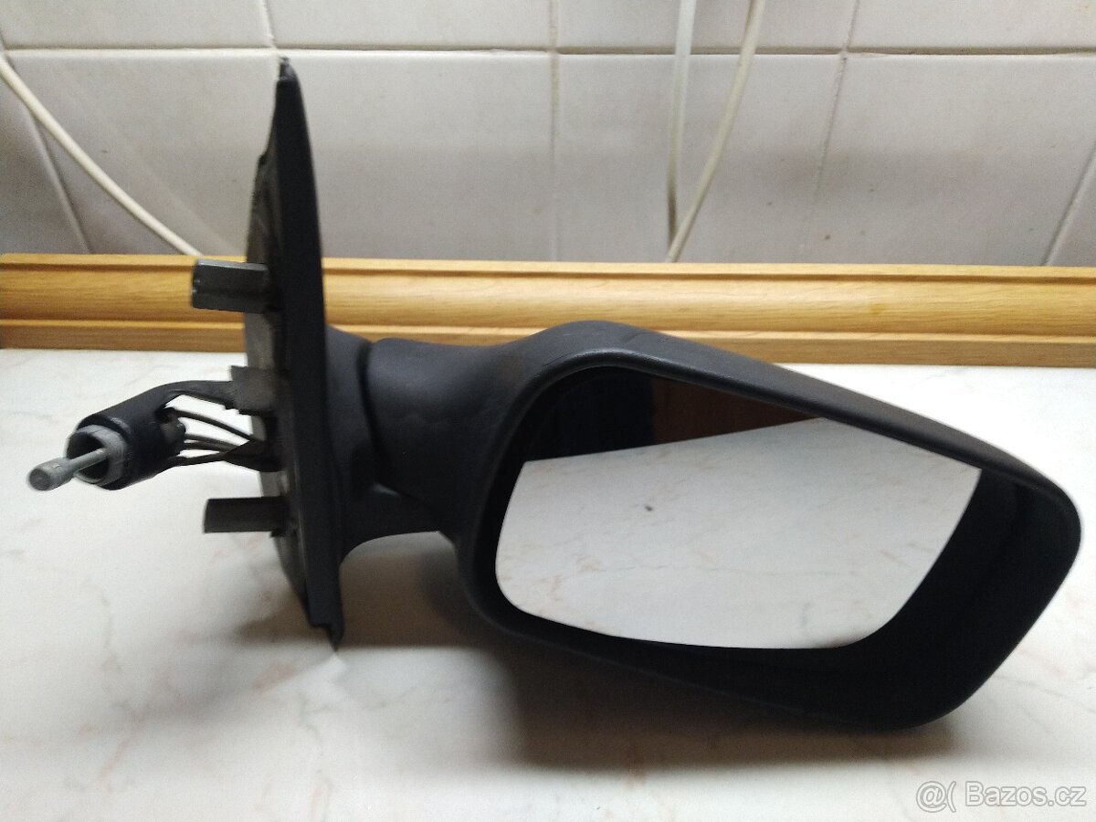 FIAT Punto zpětné zrcátko