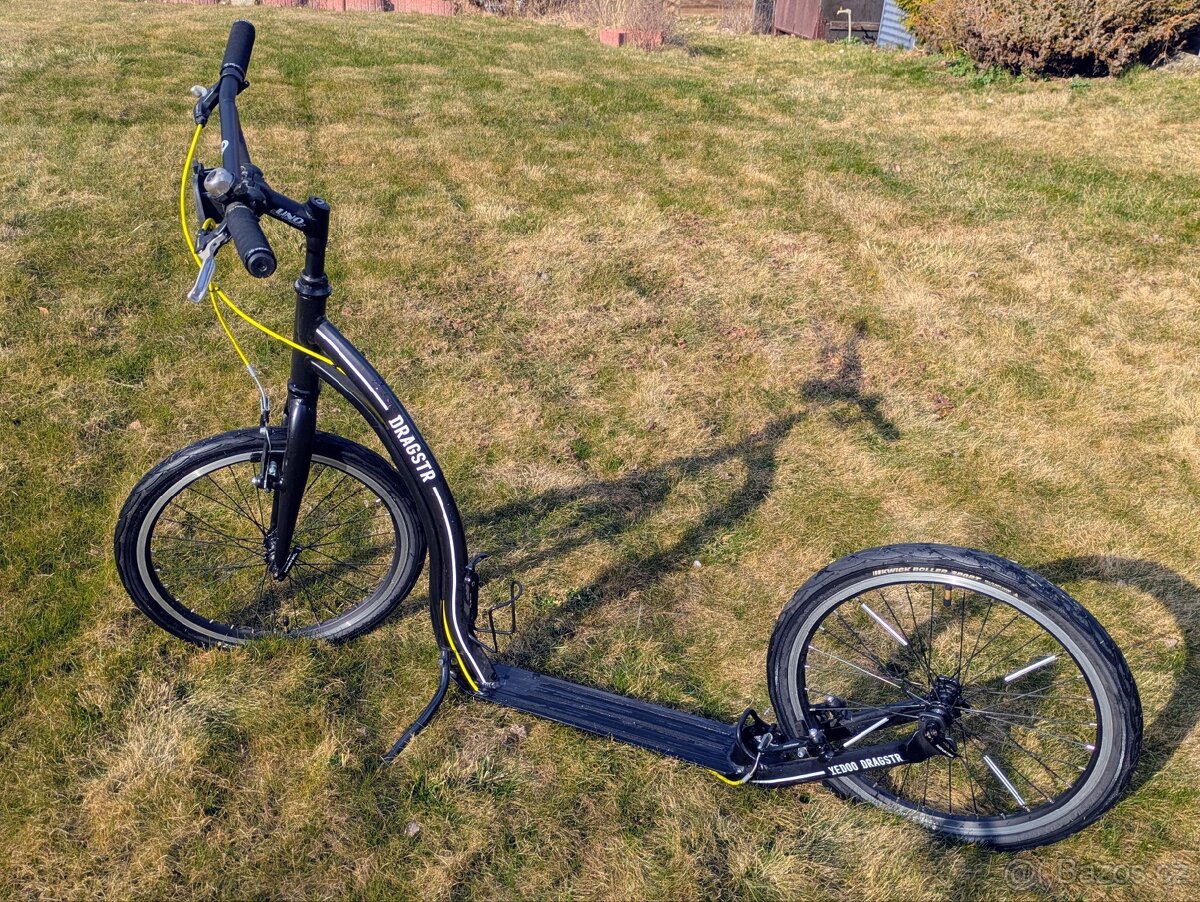 Koloběžka Yedoo Dragstr