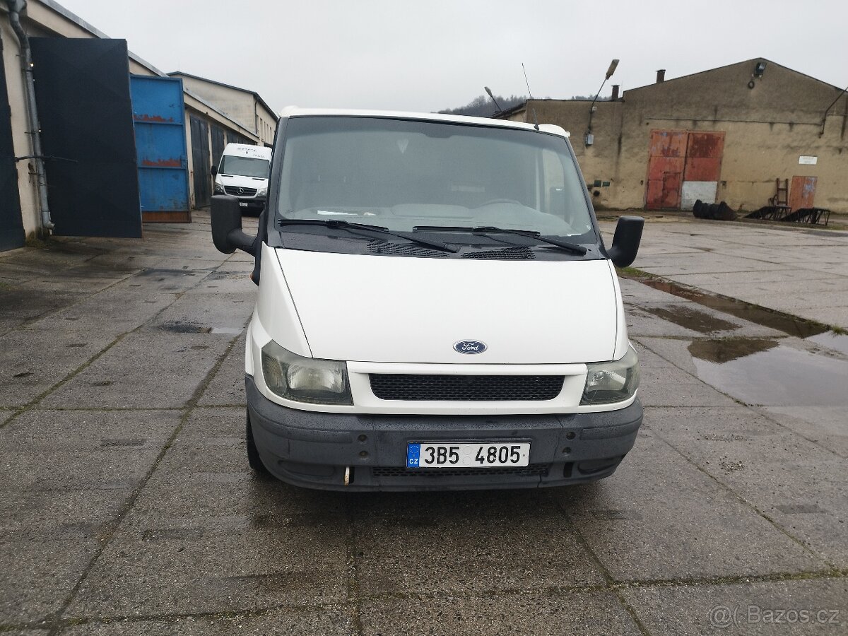 Ford Transit T260S