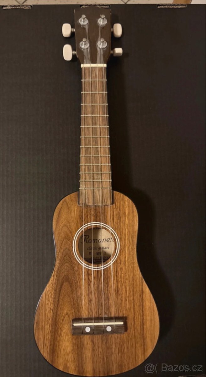 ukulele Romaneto