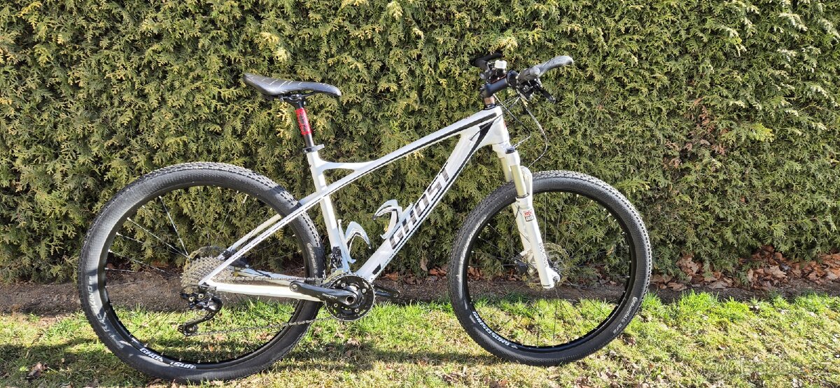 MTB karbonové kolo GHOST Nila 3 LC-M