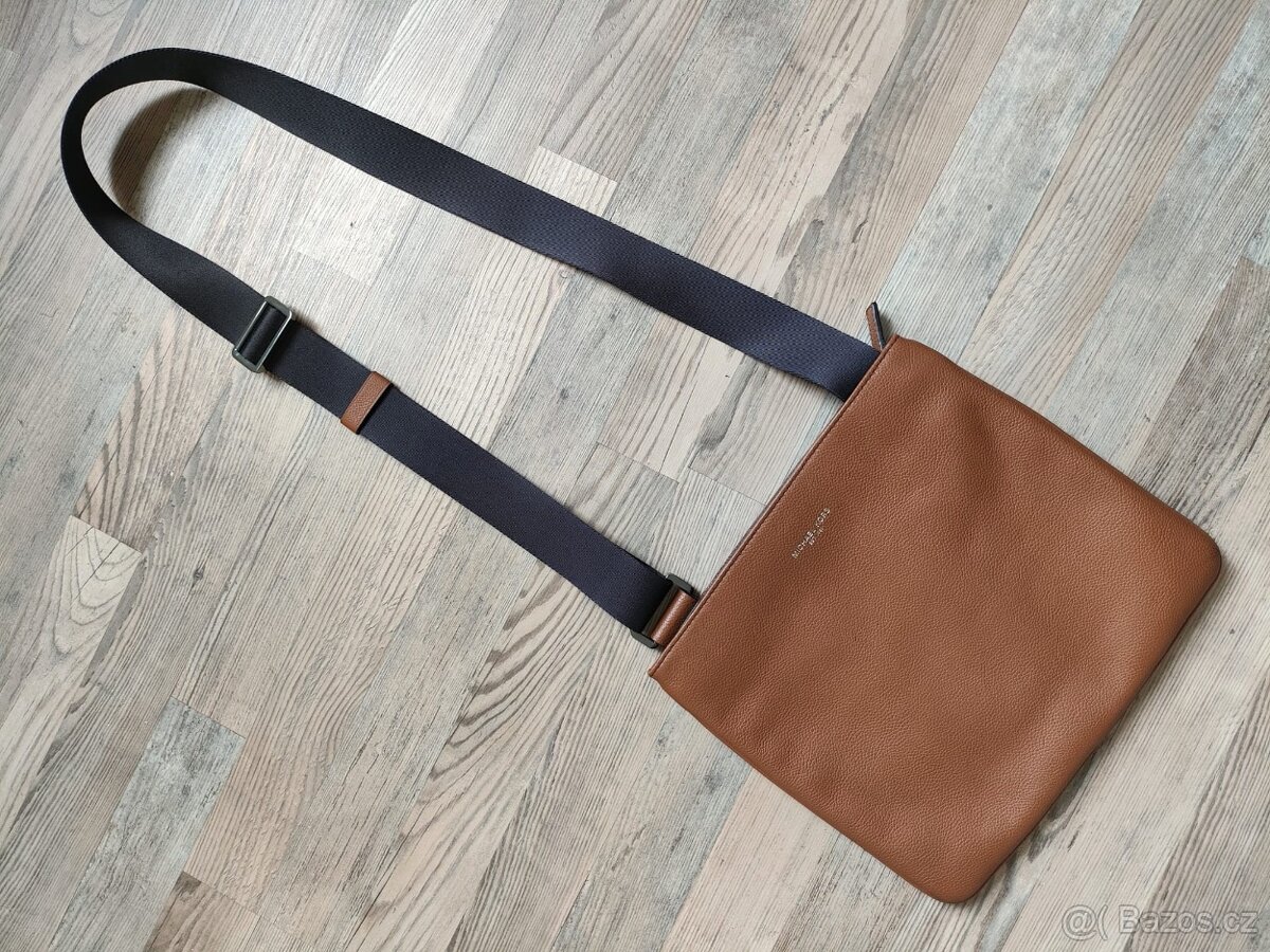 Luxusni Michael Kors panska kabelka.