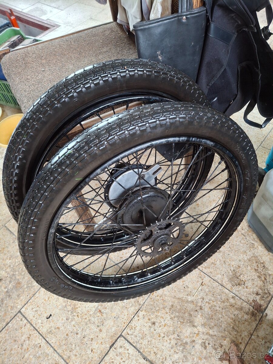 Čz 125 kola