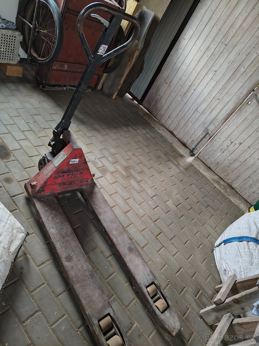 Paleťák