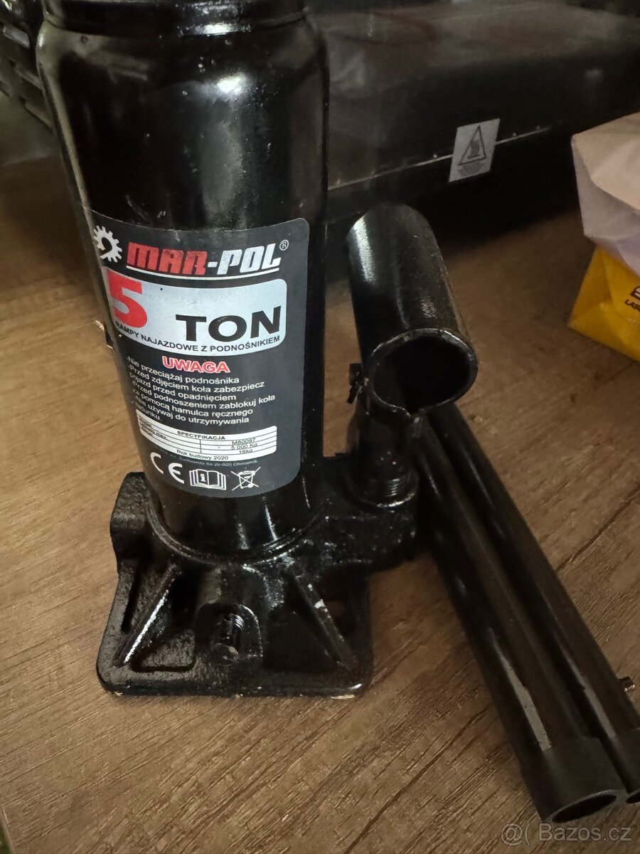 Sleva 50% Hydraulický zvedák MAR-POL 5T