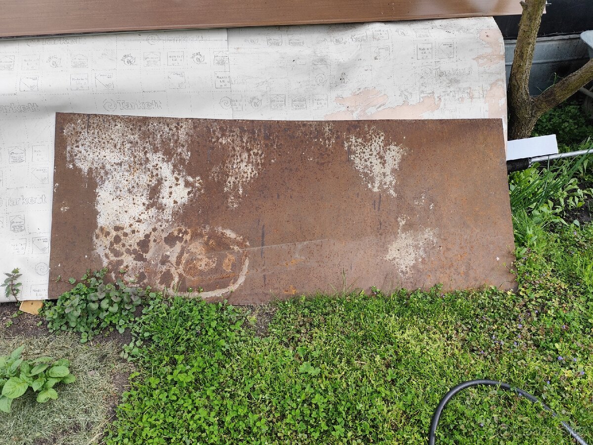 Plech 200x83cm tloušťka 2mm