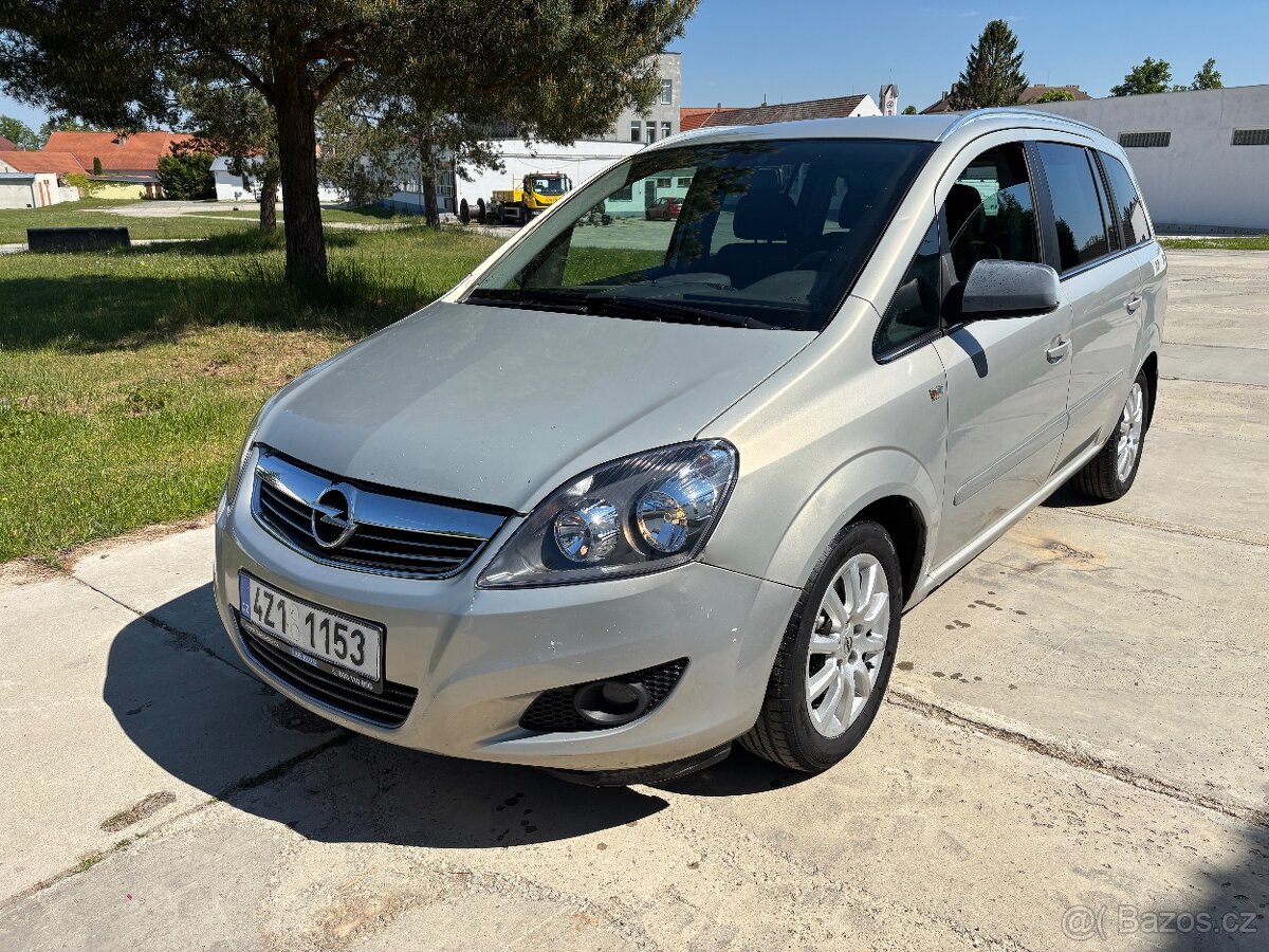 Opel Zafira 1.7 CDI 81kw 7 míst