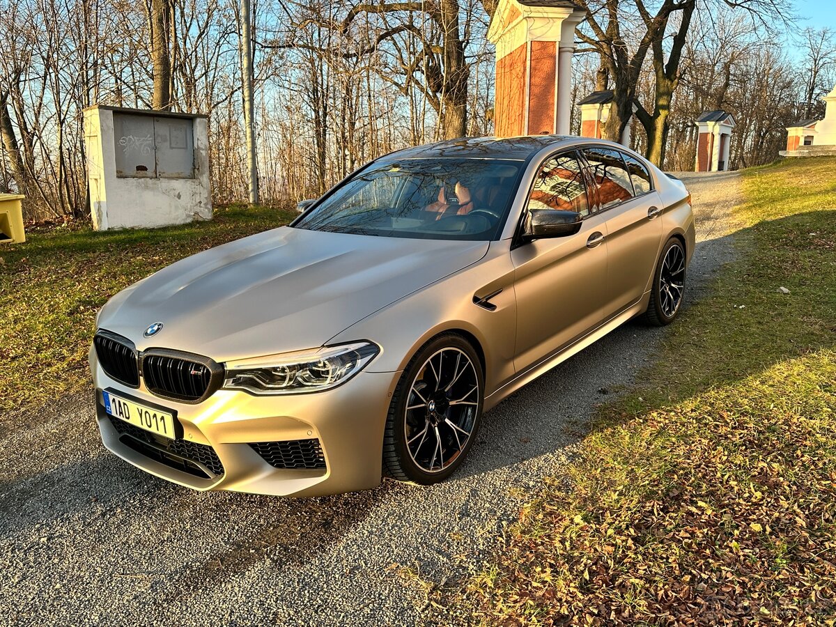 BMW M5 COMPETITION, Ind. Akrap HeadUp TV Carbon,