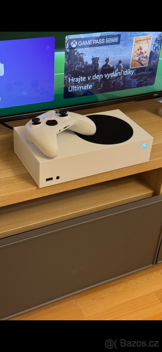Xbox Series S 512Gb + ovladač