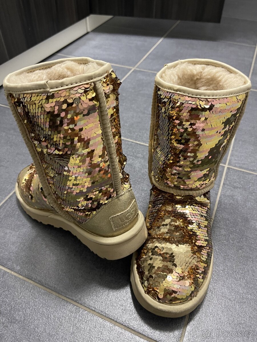 UGG zlaté - limitovaná kolekce