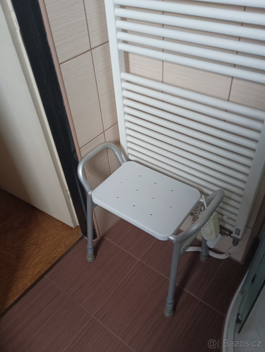 Sedátko do sprchy