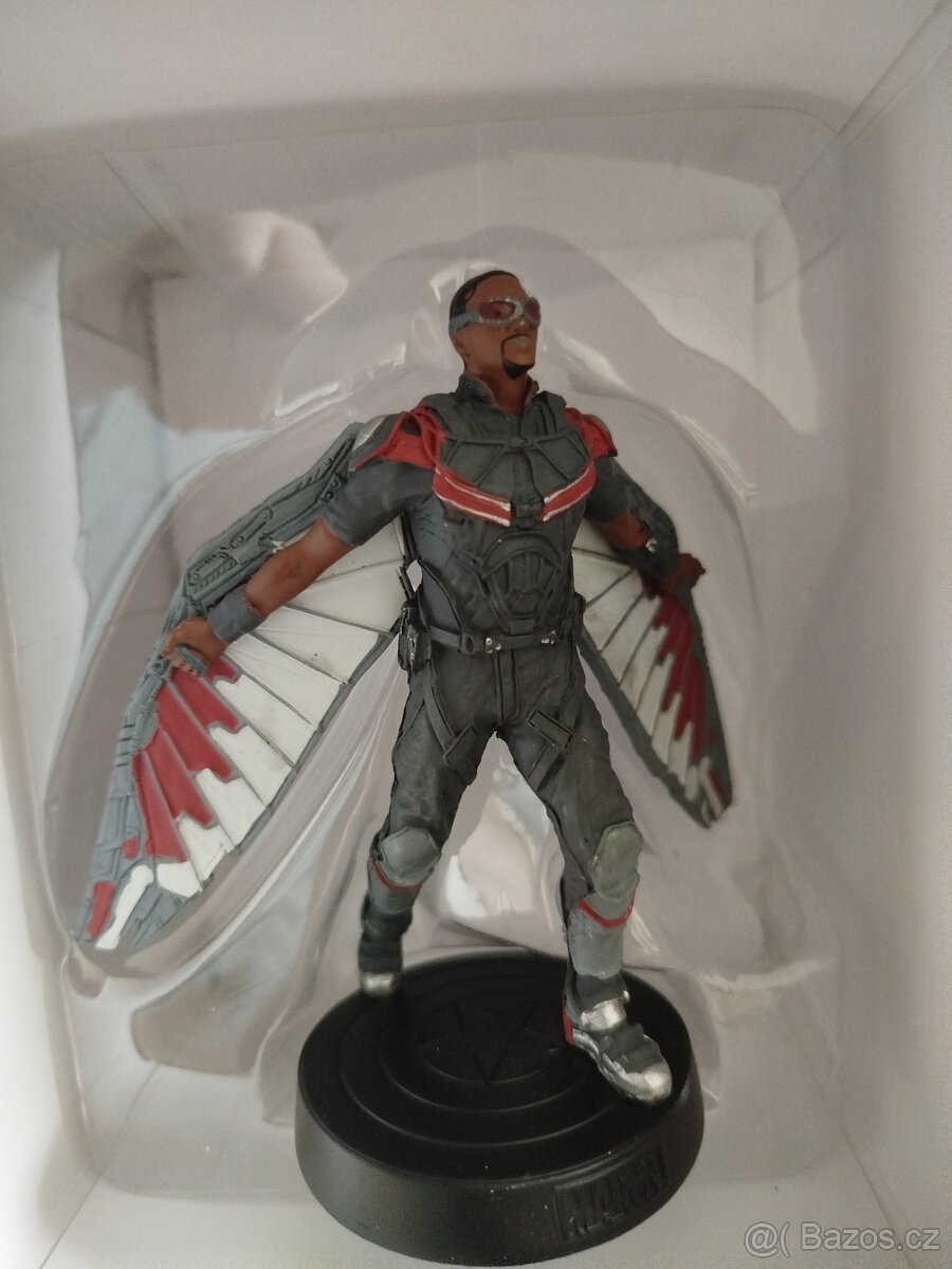 Figurka Marvel Falcon